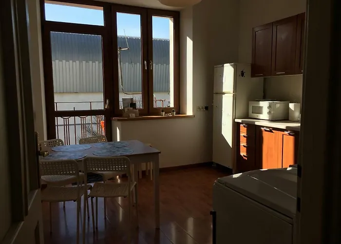 Апартаменти #visitlublin Plaza Sklodowskiej Люблін